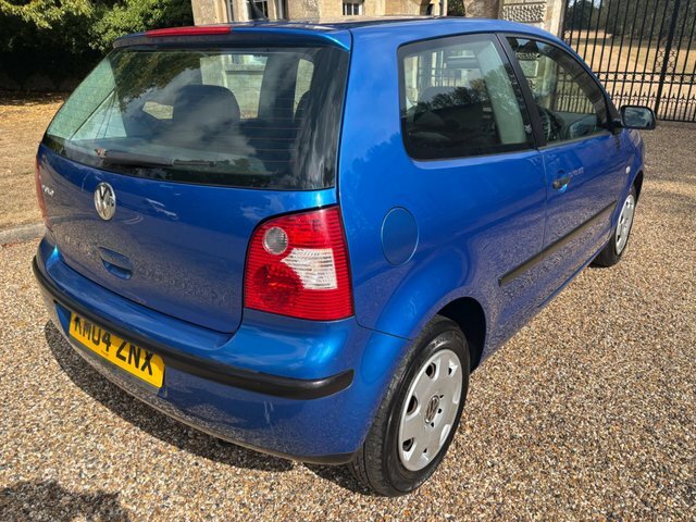 Volkswagen Polo 1.2 E Blue #3