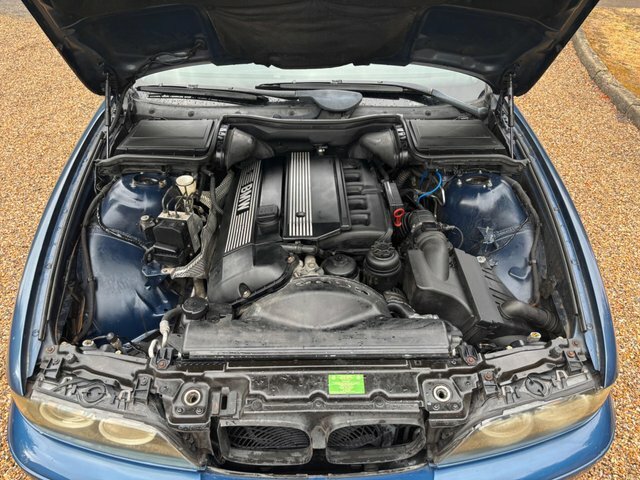 BMW 5 Series Se Silver #17