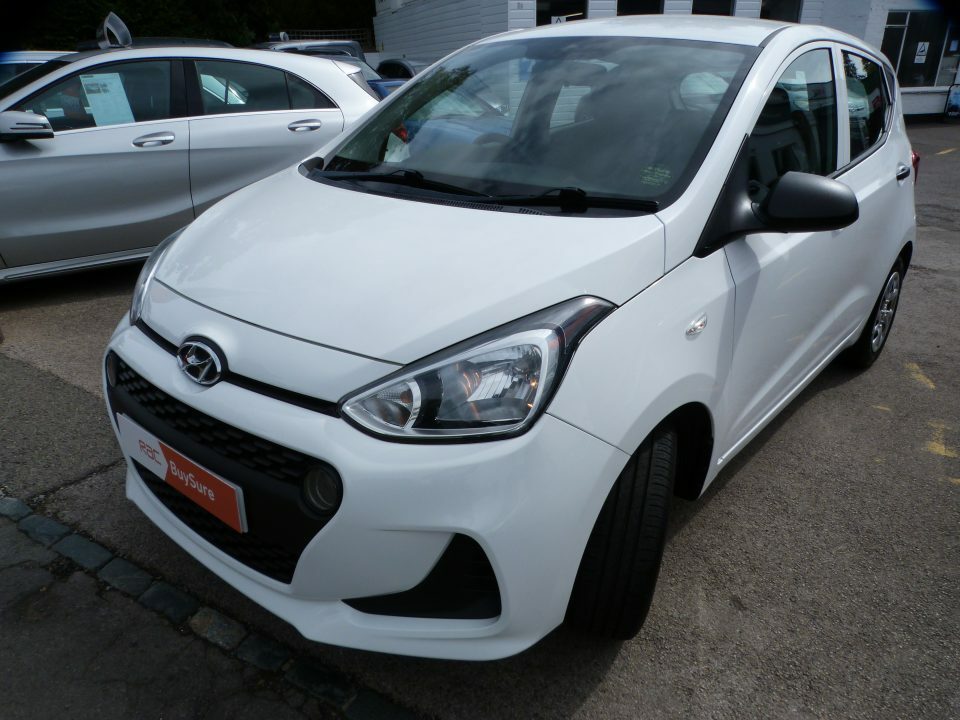 Hyundai I10 1.0 S Only White #5