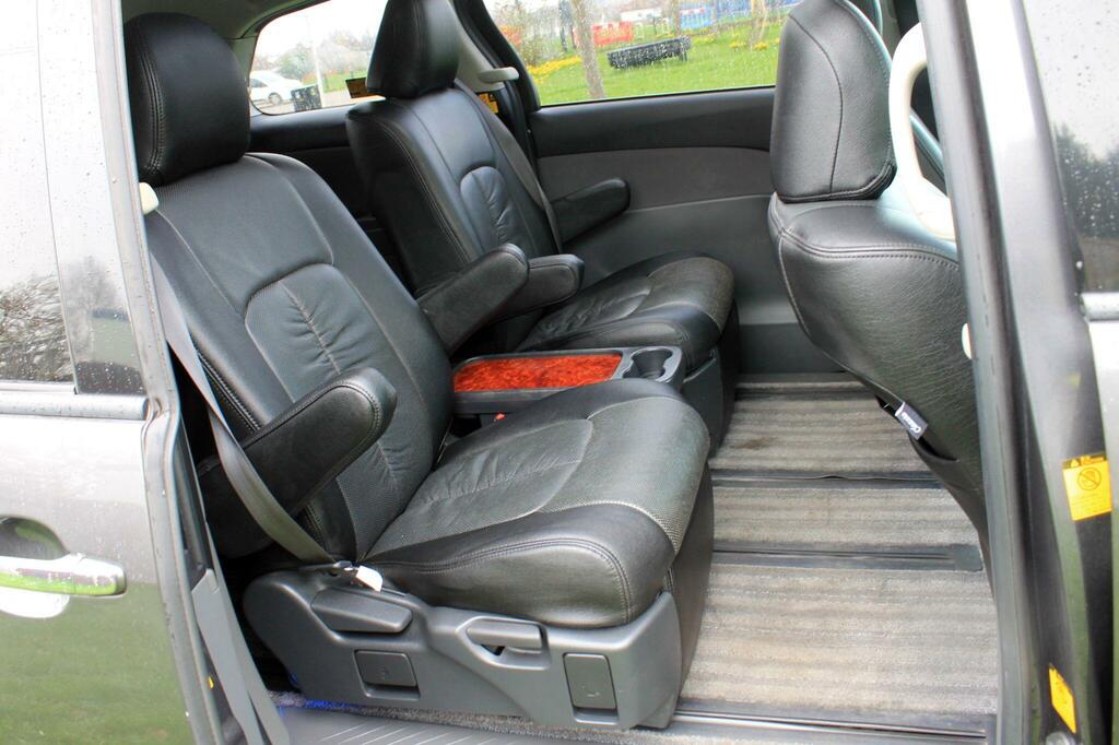 Toyota Estima Doors Low Silver #18