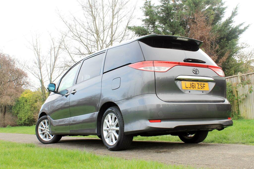 Toyota Estima Doors Low Silver #43
