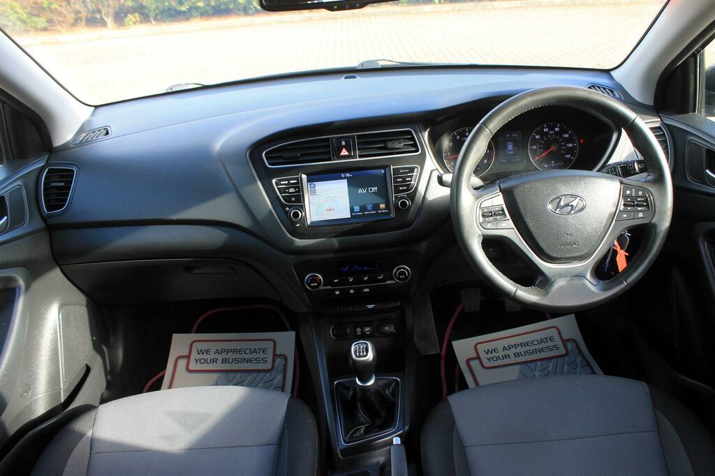 Hyundai I20 Premium Nav Black #2
