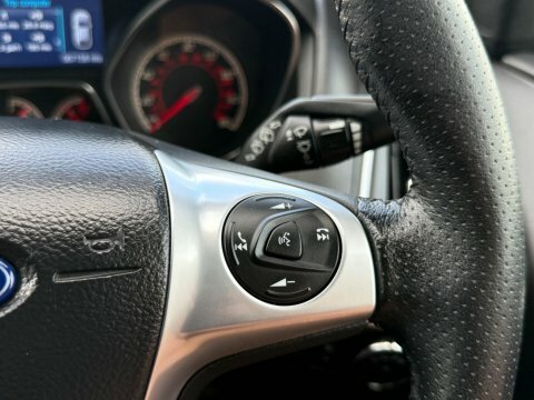 Ford Focus Focus Zetec S T Black #26