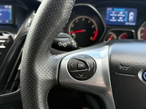 Ford Focus Focus Zetec S T Black #25