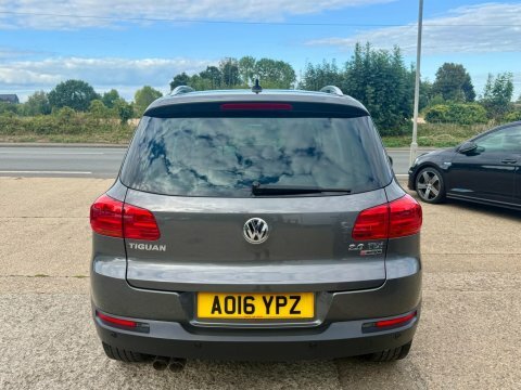 Volkswagen Tiguan 2.0 Tdi Bluemotion Grey #6