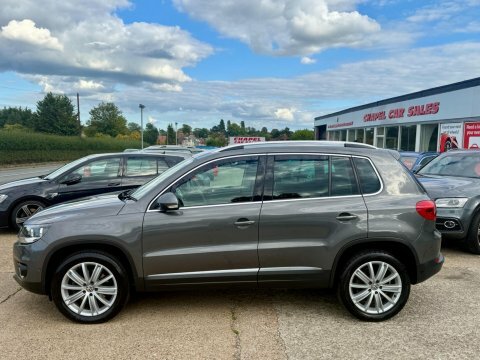 Volkswagen Tiguan 2.0 Tdi Bluemotion Grey #4