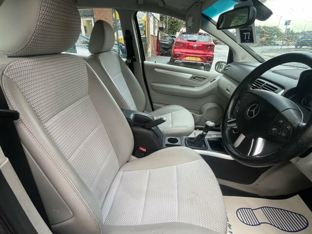 Mercedes-Benz B Class 2.0 B200 Se Cvt Blue #14