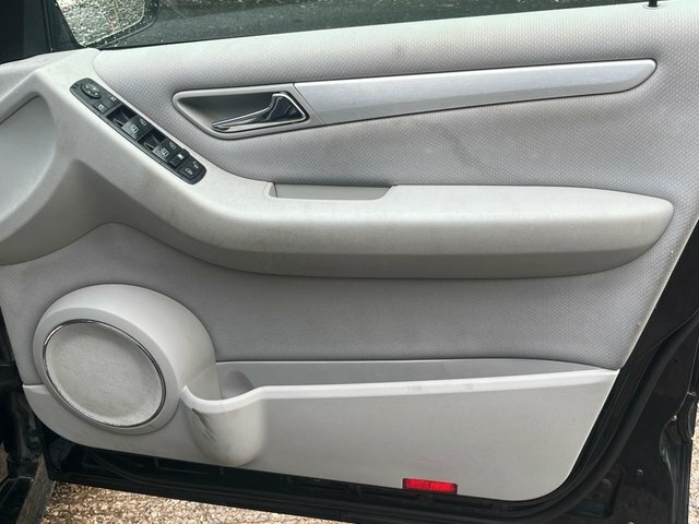 Mercedes-Benz B Class 2.0 B200 Se Cvt Blue #13