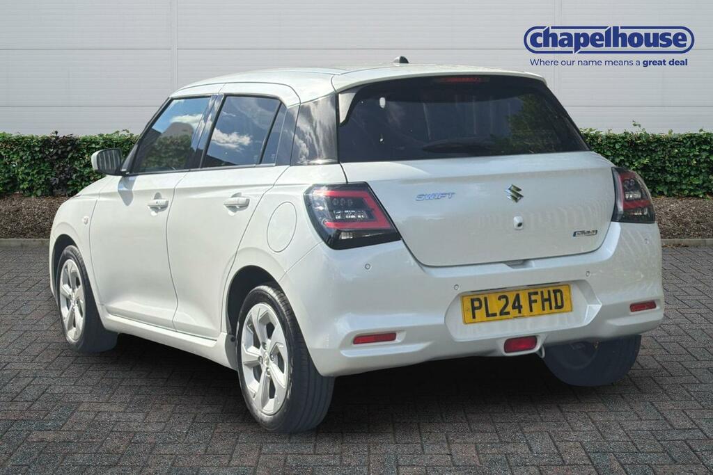 Suzuki Swift Motion Mhev 1.2 PL24FHD White #5