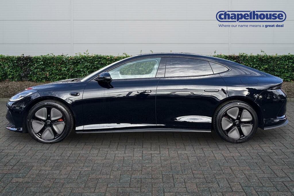 MG IM5 Standard Range 75Kwh Black #6
