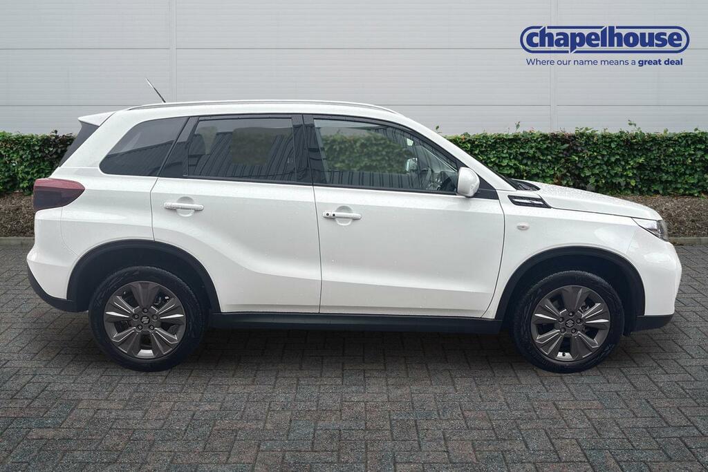 Suzuki Vitara Motion Boosterjet Mhev 1.4 White #2
