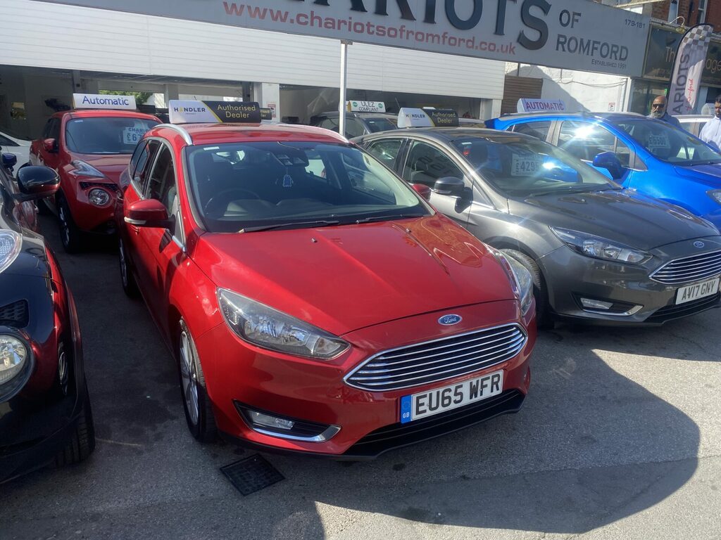 Ford Focus 1.0T Ecoboost Titanium EU65WFR Red #3