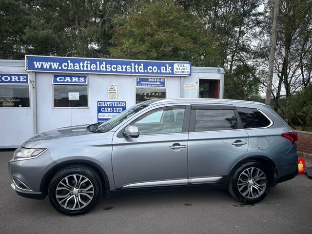 Mitsubishi Outlander 2.2 Di-d Gx4 Suv 4Wd Euro 6 S S Grey