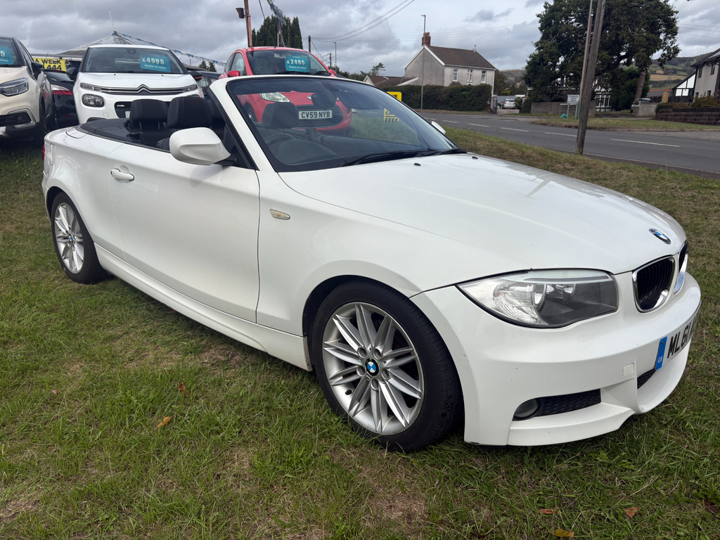 BMW 1 Series 2011 11 2.0 Silver #1