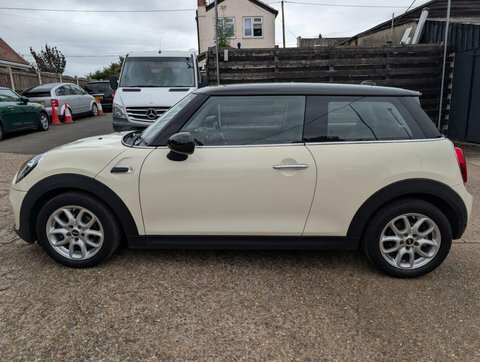 Mini Hatch 1.5 Cooper Euro GV68FVM White #5