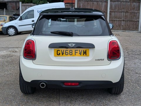 Mini Hatch 1.5 Cooper Euro GV68FVM White #6