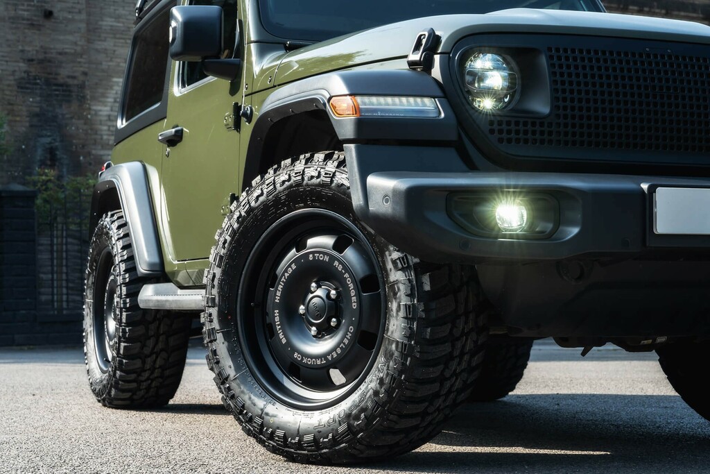 Jeep Wrangler 2L Overland Black #50
