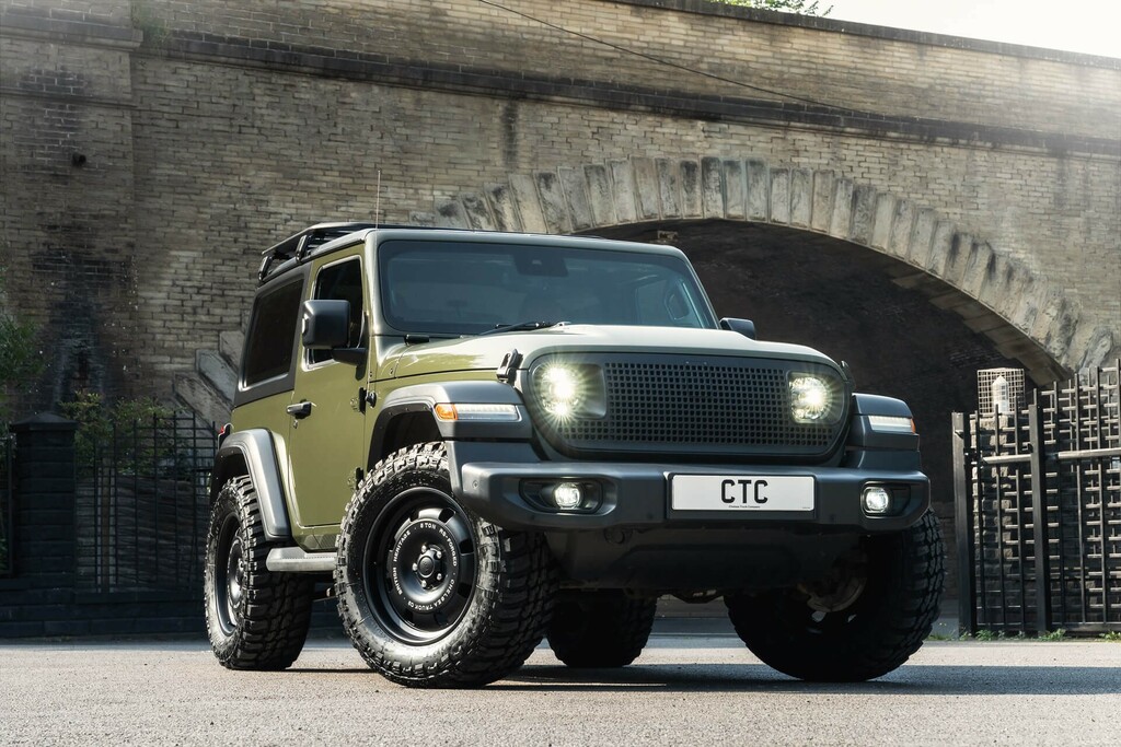 Jeep Wrangler 2L Overland Black #32