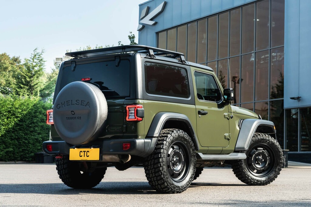 Jeep Wrangler 2L Overland Black #10