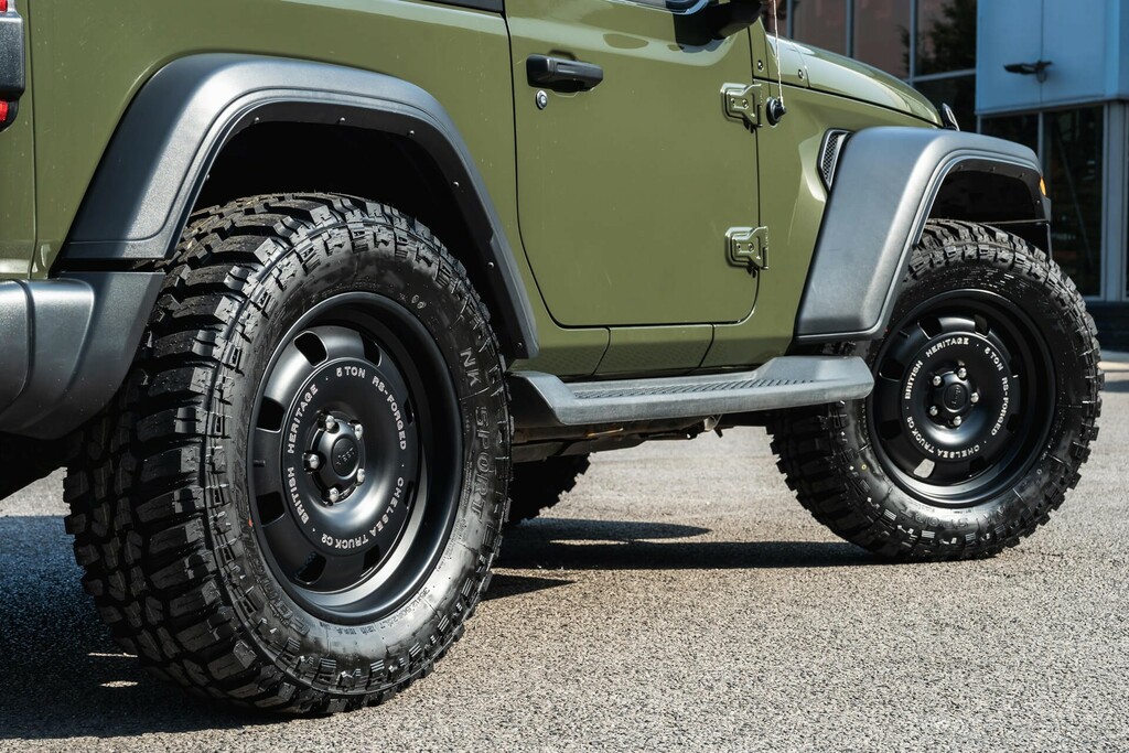 Jeep Wrangler 2L Overland Black #67