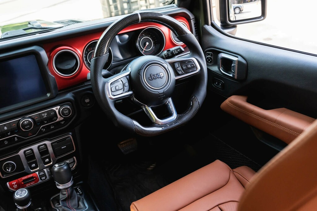 Jeep Wrangler 2L Overland Black #15