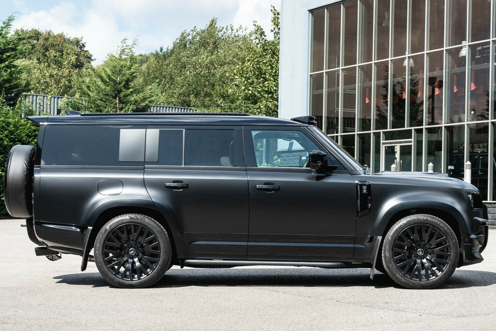 Land Rover Defender 130 3.0 D350 Mhev X-dynamic Hse Suv 4W Black #5