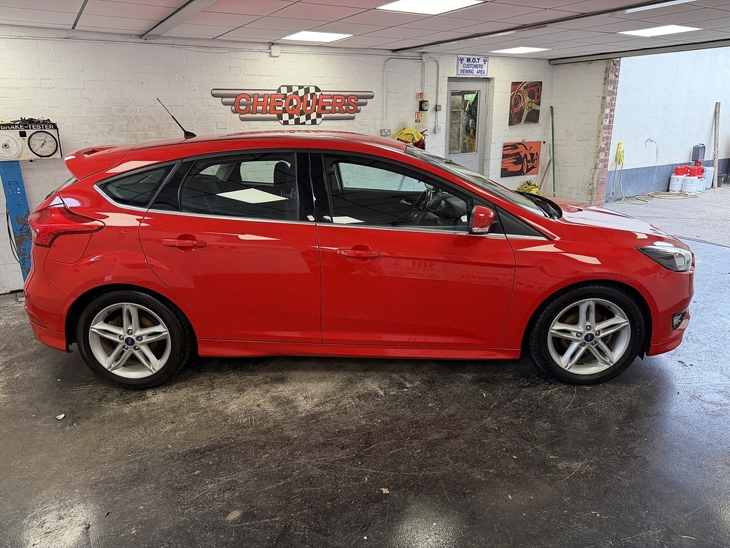 Ford Focus T Ecoboost Zetec S MD16BXY Red #5