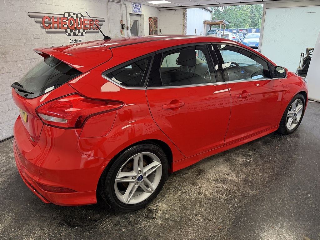 Ford Focus T Ecoboost Zetec S MD16BXY Red #6