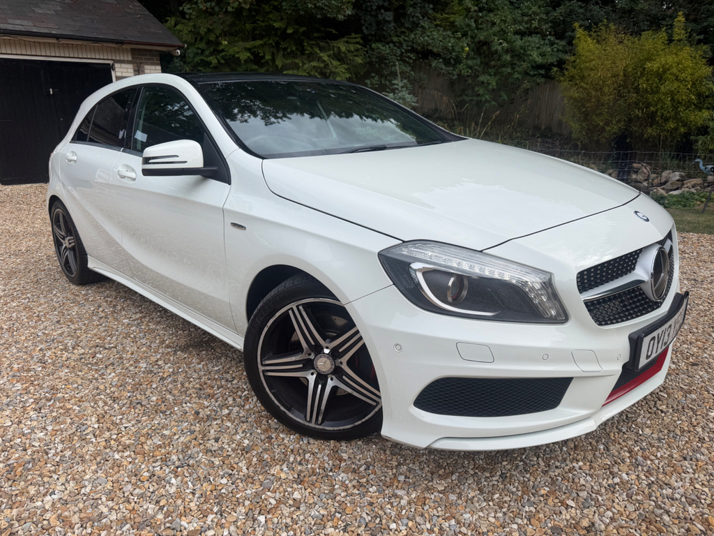 Mercedes-Benz A Class 2.0 Blueefficiency Engineered By Amg Hatchback OY13YEE
