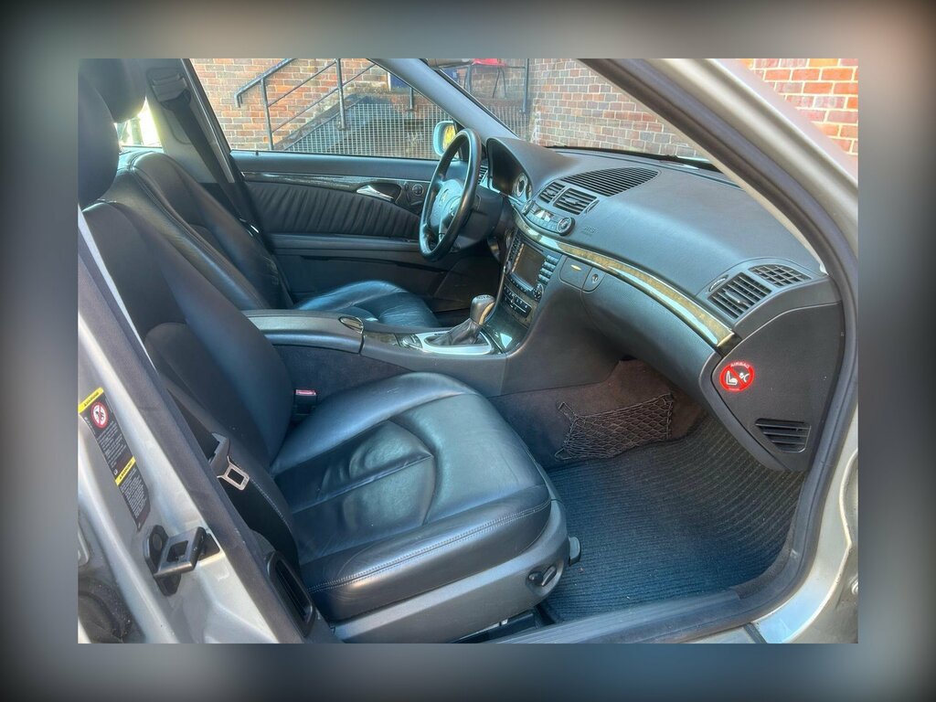 Mercedes-Benz E Class 3.2L Avantgarde Silver #6