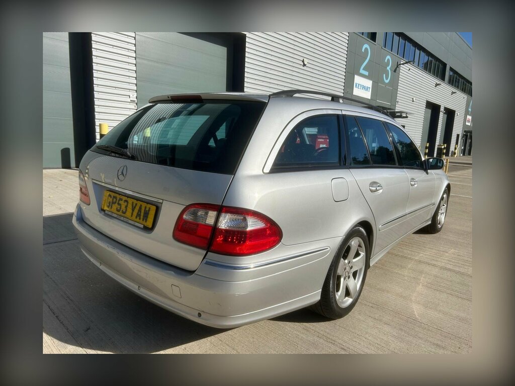 Mercedes-Benz E Class 3.2L Avantgarde Silver #15