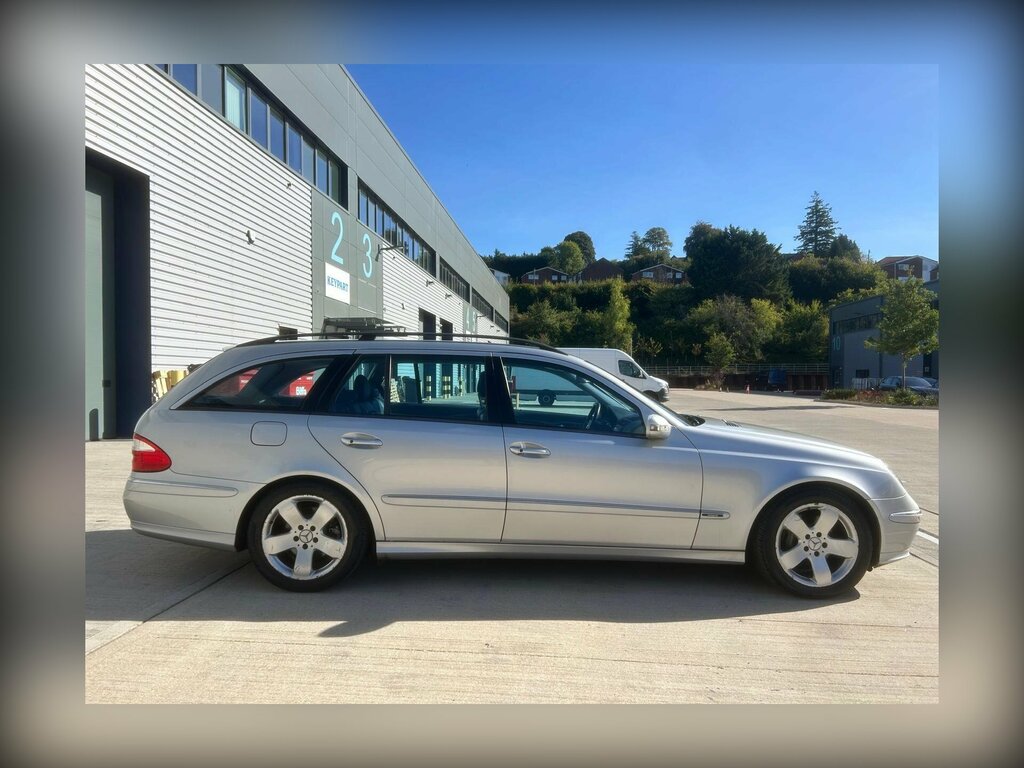 Mercedes-Benz E Class 3.2L Avantgarde Silver #12