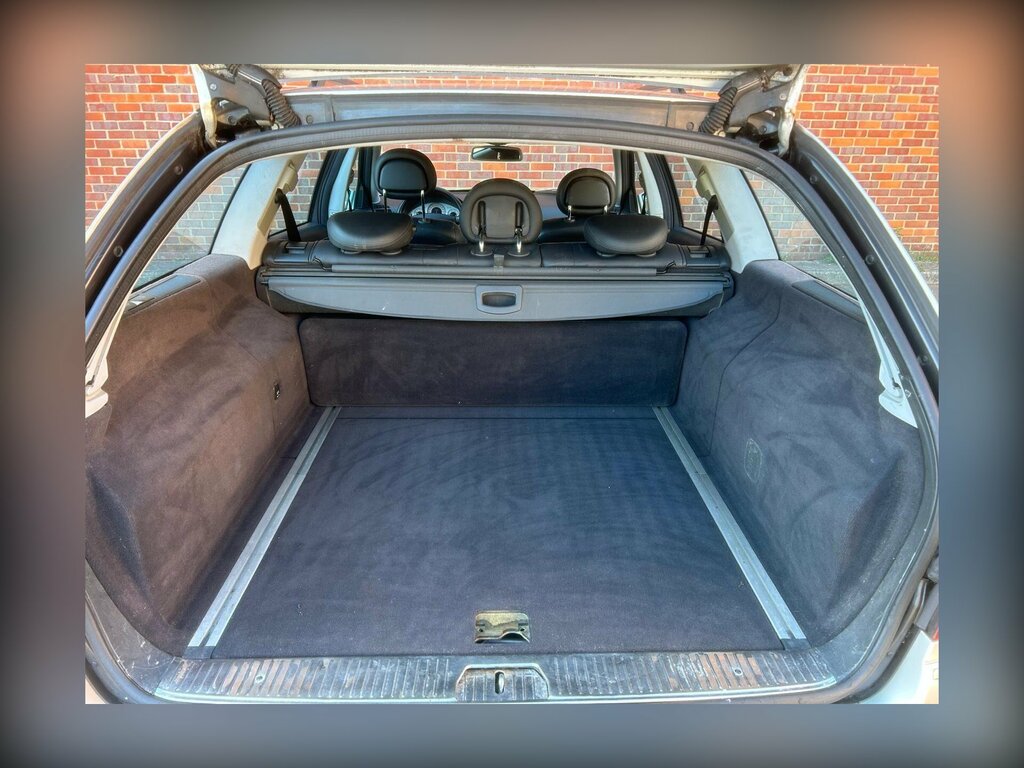 Mercedes-Benz E Class 3.2L Avantgarde Silver #9