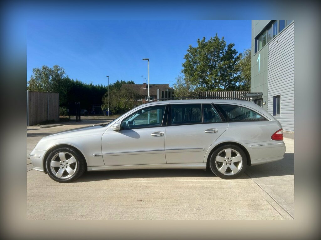 Mercedes-Benz E Class 3.2L Avantgarde Silver #17
