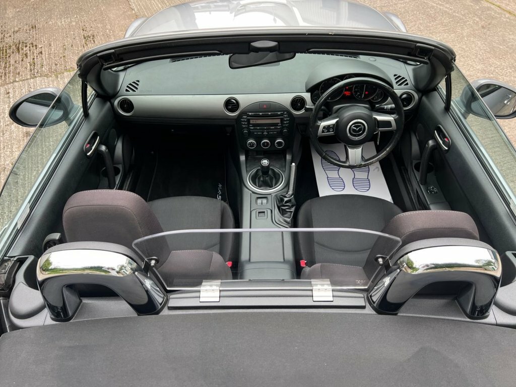 Mazda MX-5 2.0 I Roadster Sport Tech 158 Bhp Red #9