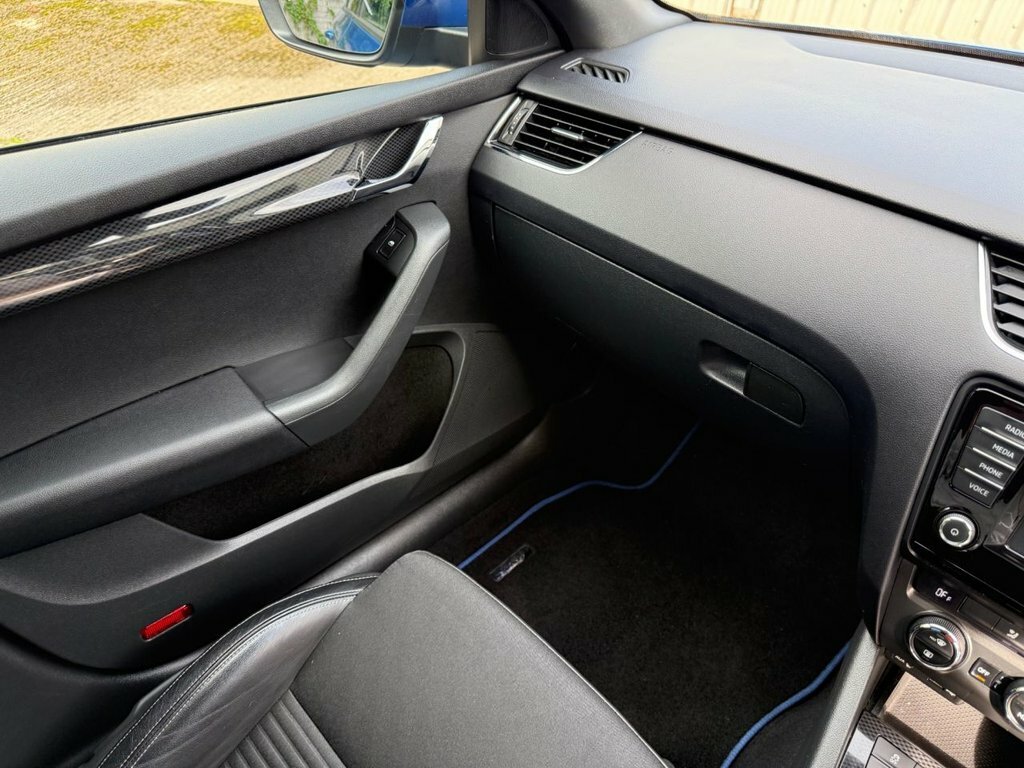 Skoda Octavia 2L Vrs Blue #31