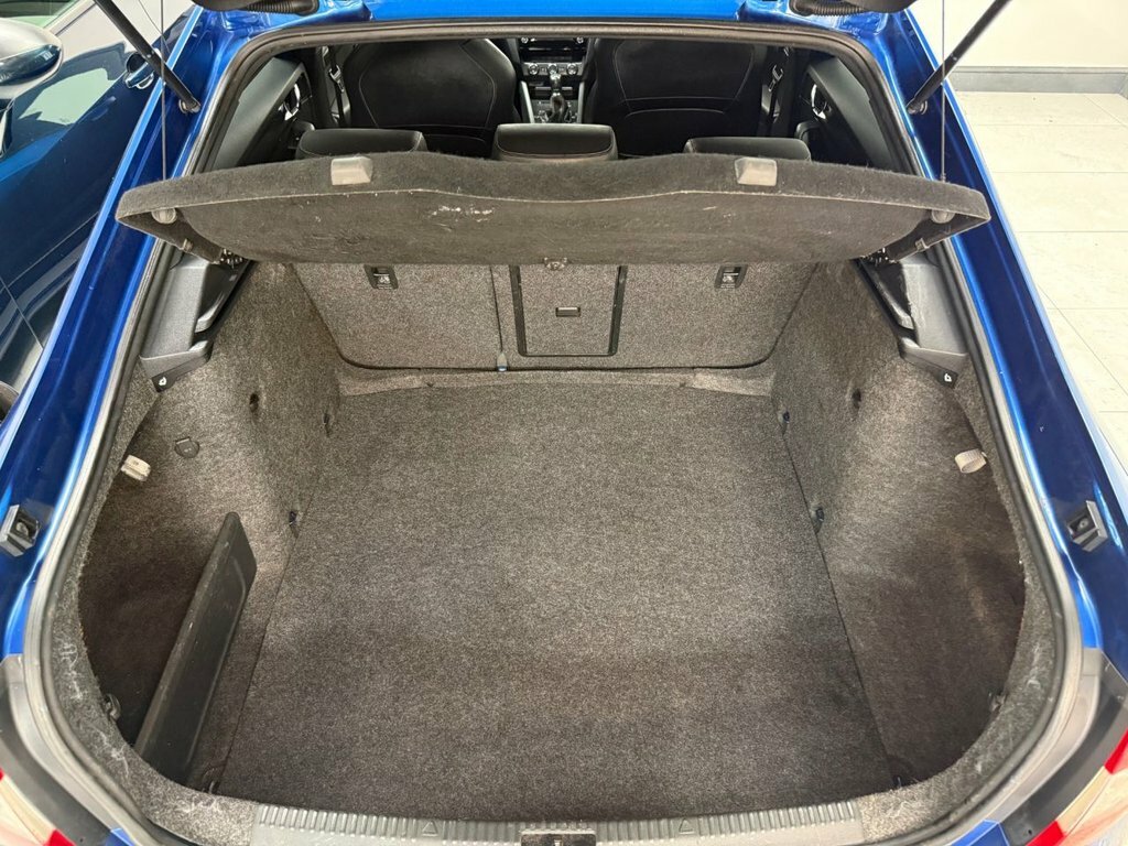 Skoda Octavia 2L Vrs Blue #19