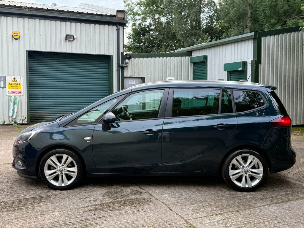 Vauxhall Zafira Tourer 1.4L Sri Nav Green #3