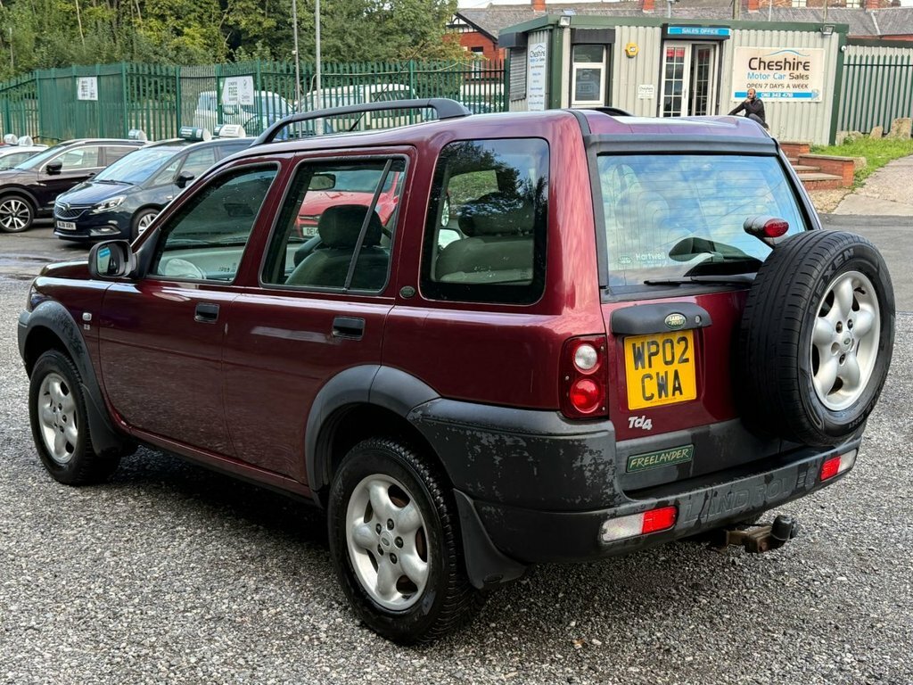 Land Rover Freelander 2L Es Red #5