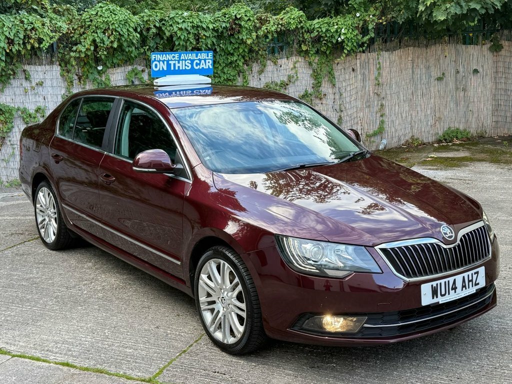 Skoda Superb 2.0 Elegance Tdi Cr Dsg 139 Bhp Silver #1
