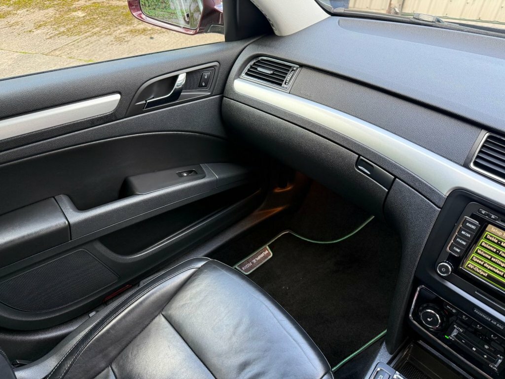 Skoda Superb 2.0 Elegance Tdi Cr Dsg 139 Bhp Silver #24