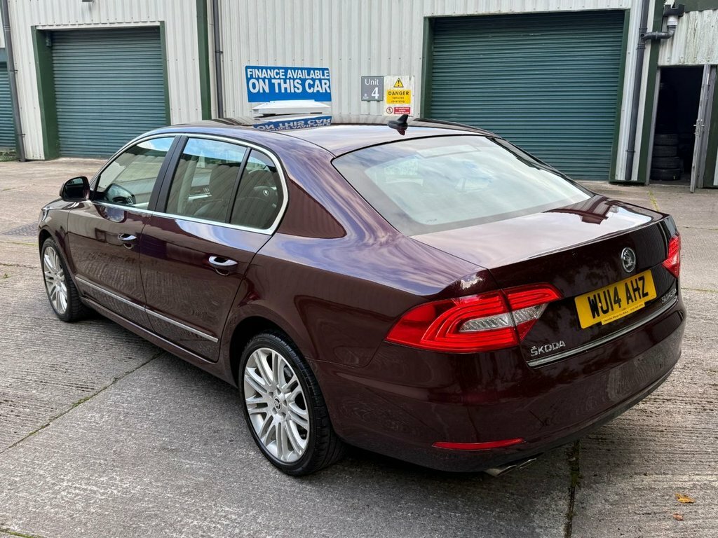 Skoda Superb 2.0 Elegance Tdi Cr Dsg 139 Bhp Silver #5