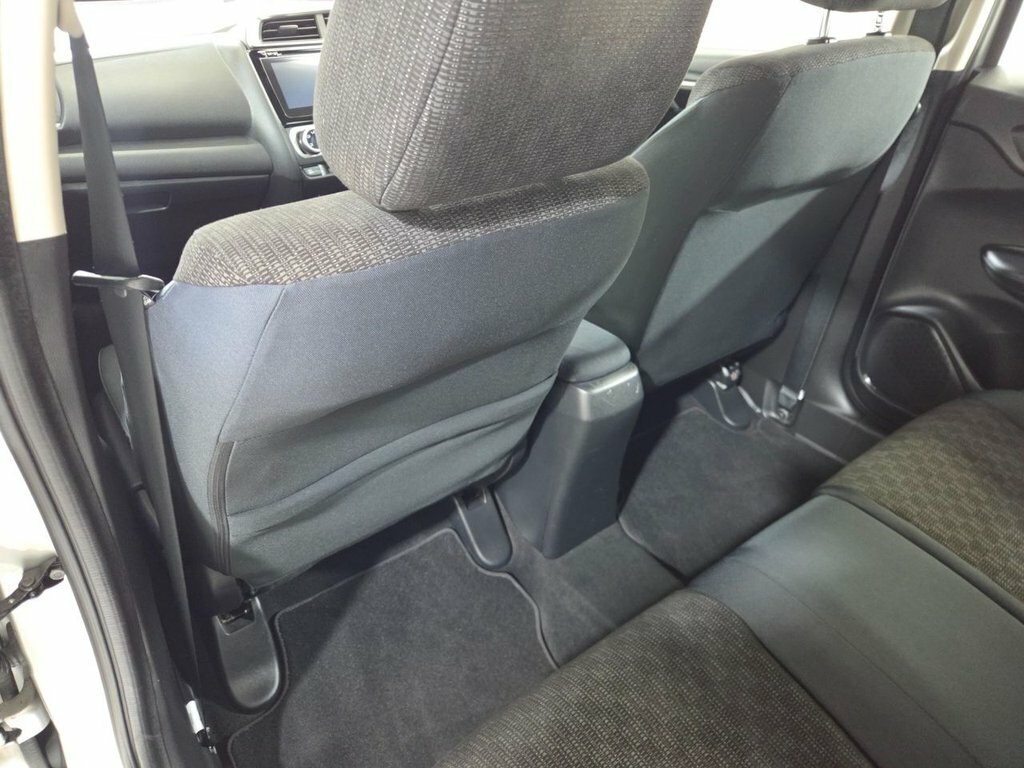 Honda Jazz 1.3 I-vtec S Cvt Silver #29