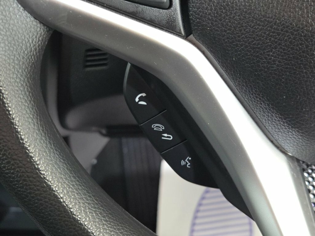 Honda Jazz 1.3 I-vtec S Cvt Silver #44