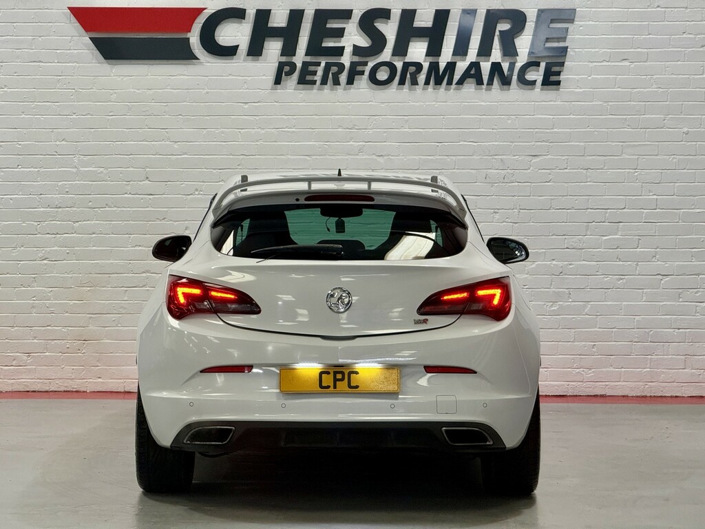 Vauxhall Astra GTC Coupe 2.0 T Vxr 3Dr- Infinity Soundcruise20slum White #5