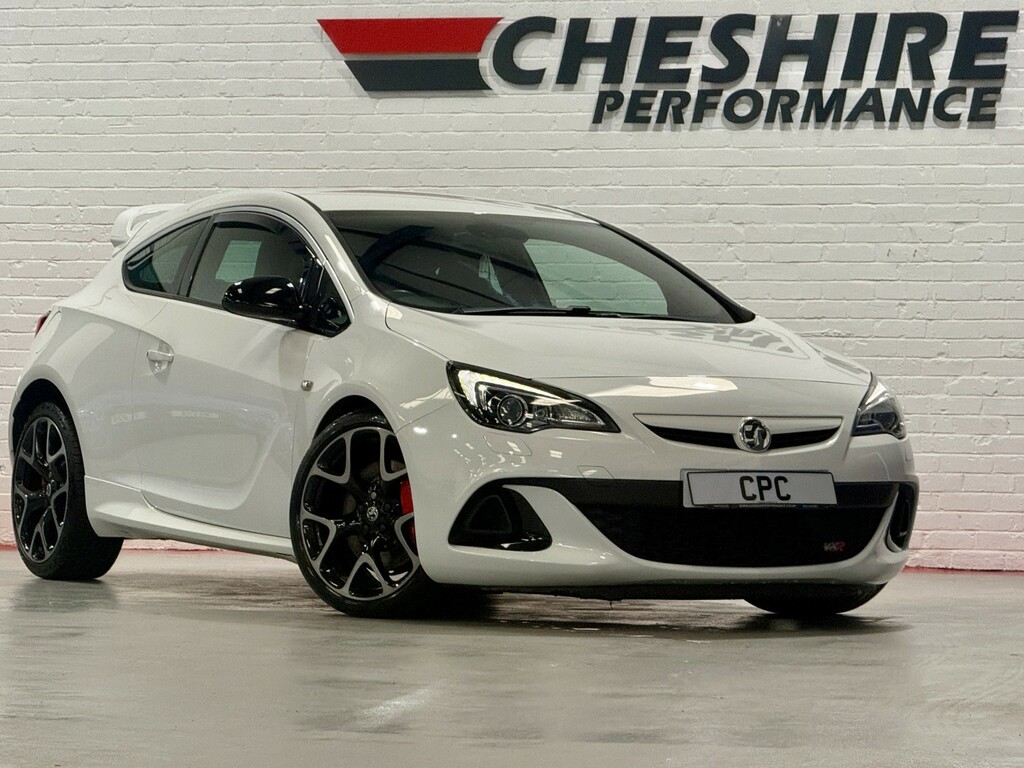 Vauxhall Astra GTC Coupe 2.0 T Vxr 3Dr- Infinity Soundcruise20slum White