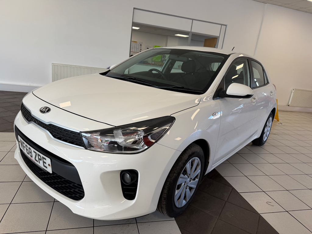 Kia RIO 1.2 L 1 Isg White