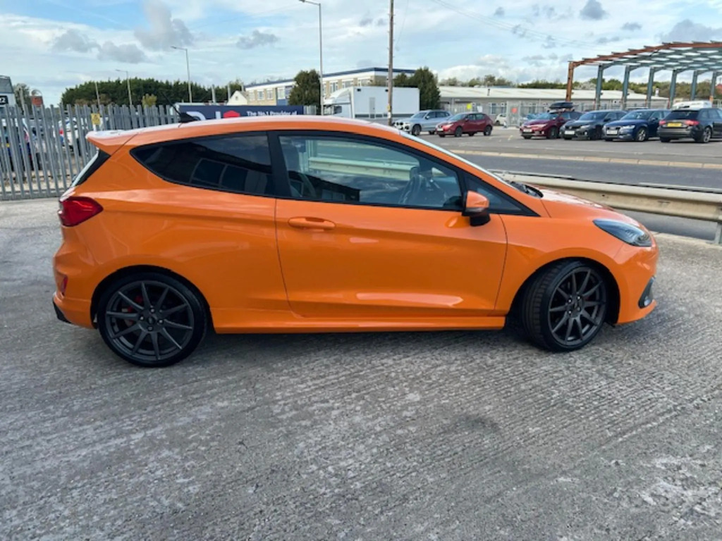 Ford Fiesta 1.5T Ecoboost St Performance Edition Hatchback Orange #2