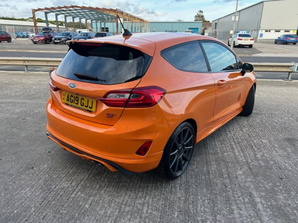 Ford Fiesta 1.5T Ecoboost St Performance Edition Hatchback Orange #3
