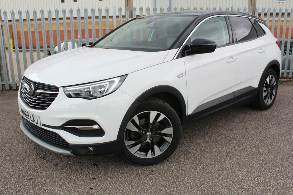 Vauxhall Grandland X Suv 1.2 Turbo Sri Nav Euro 6 Ss 201969 White